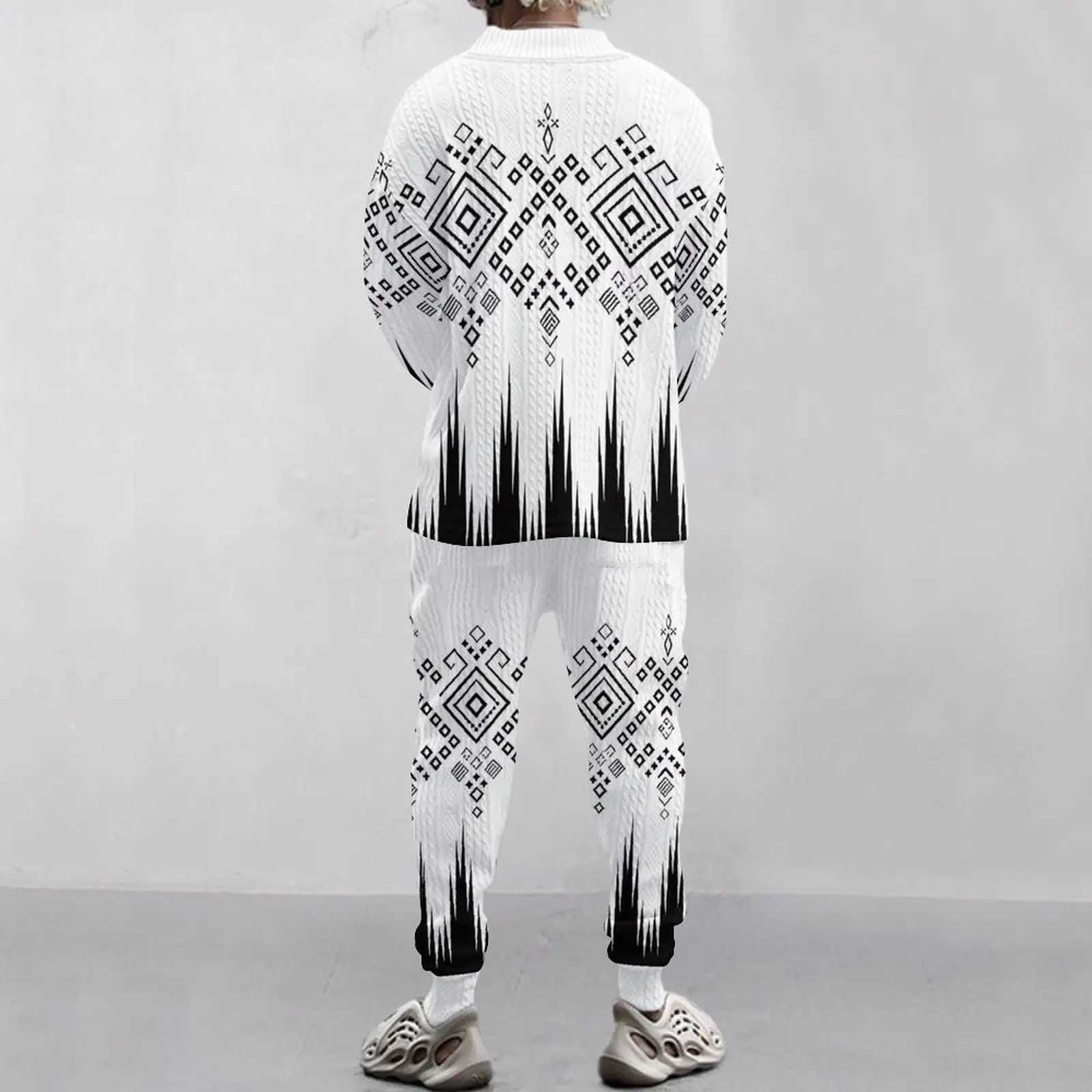 2024 new autumn mens loose casual sportswear high-quality jacquard V-neck long sleeved mens two-piece mens setXJ250412