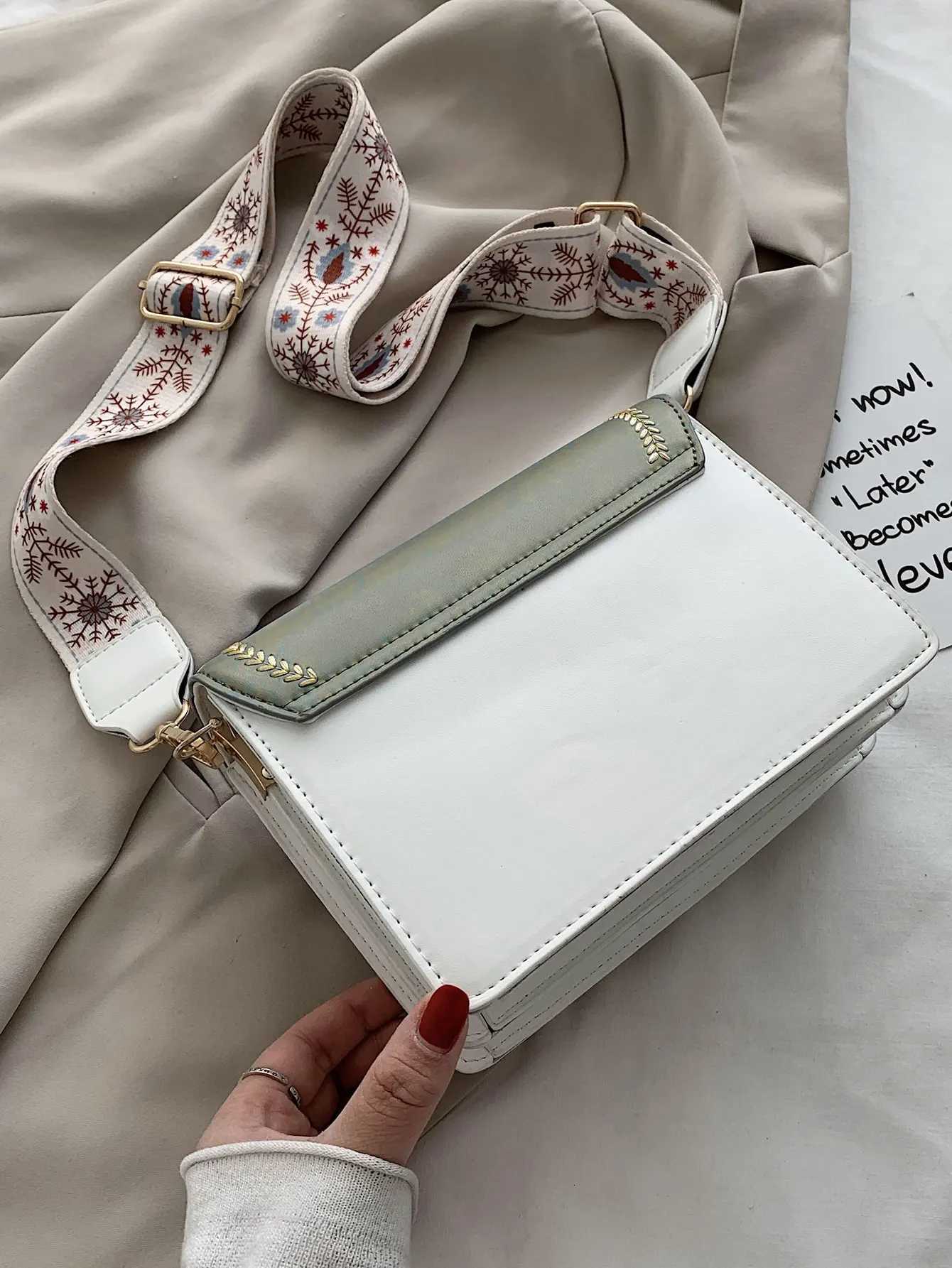 Mini Square Bag Colorblock FlapT2511112