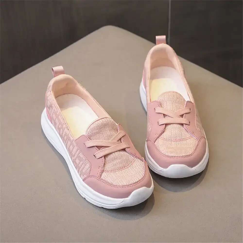 2025 New Pink Women's Shoes Trendy Tennis Sports Gym Designer Fashion Sports Shoes Sports