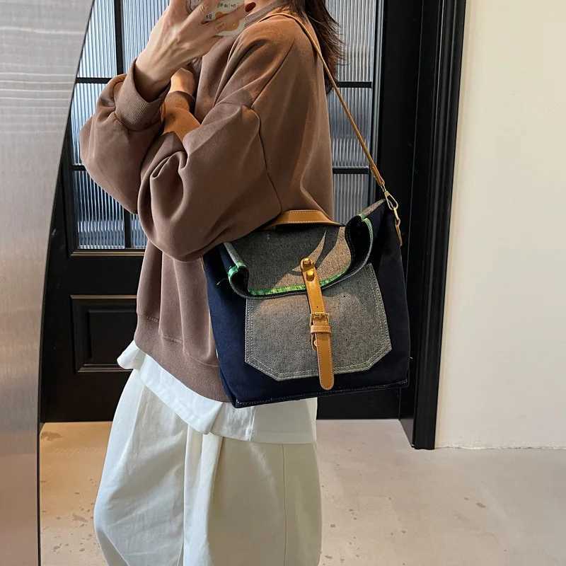 New Oblique Span Denim Bag Simple Splicing Contrasting Colors Relaxation Tote Bag Shoulder Bag Casual Underarm BagW251111