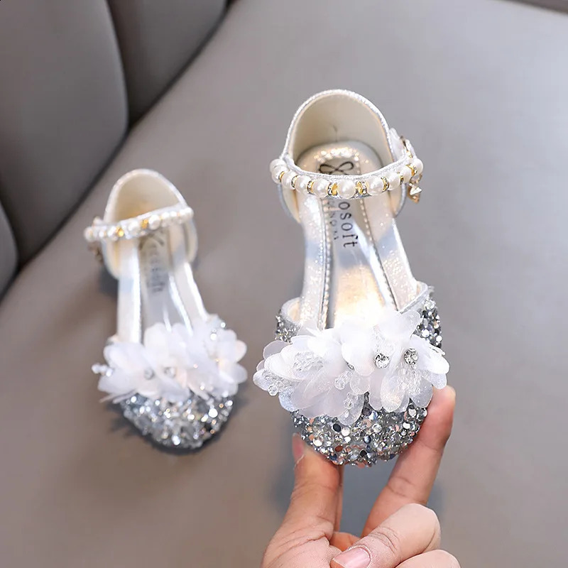 Fashion Childrens Sandals 2024 Spring Summer Shining Flowers Sweet Girl Princess Shoes Dance Performance Kids Sandals J191 250411