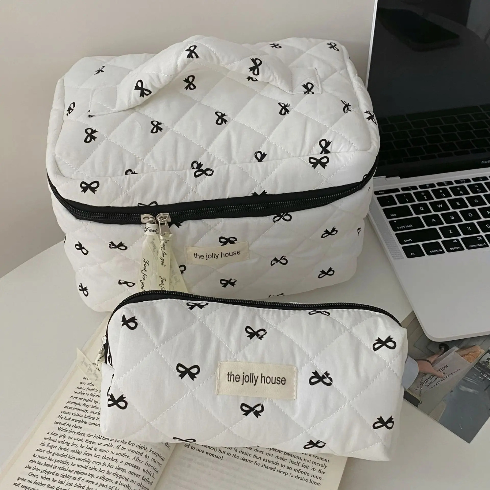 Fashion Cherry Handbag Womens Makeup Bag Portable Cute Womens Cosmetics Toilet Storage Bag Handbag Cotton Quilted Zipper Bag 250410