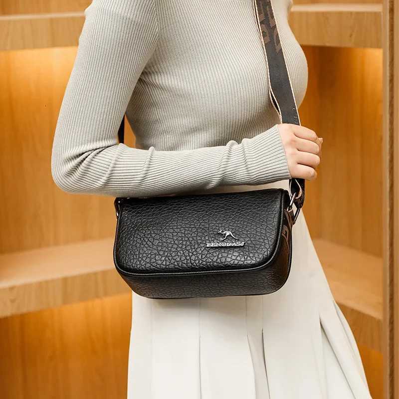 Litchi Pattern Leather Simple Stylish Oval Cross Bodys Bags for Woman Large Capacity Single Shoulder Bag Suitable for Daily UseT2511112