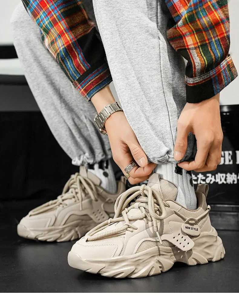 2024 Spring/Summer New Mens Breathable Casual Sports Shoes Wear resistant and Comfortable Outdoor Running Shoes Sports Shoes W250412