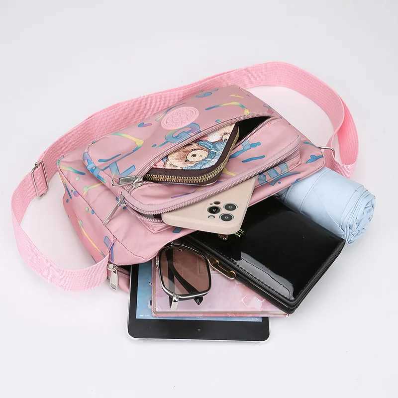 New Mom Bag - Fresh Single-Shoulder Bag Lightweight Multi-Layer Casual Bag Fashionable And Versatile Crossbody BagT2511112