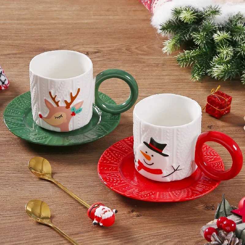 Christmas Relief Grain Hand-painted Ceramic Cups and Saucers Creative Hand-painted Santa Claus Elk Coffee Cup Set Drinking Holiday Gifts Y251112