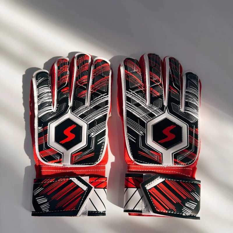 Childrens football goalkeeper gloves 6/7/8/9/10 size thick latex anti slip adjustment wristband goalkeeper glovesXJ250412