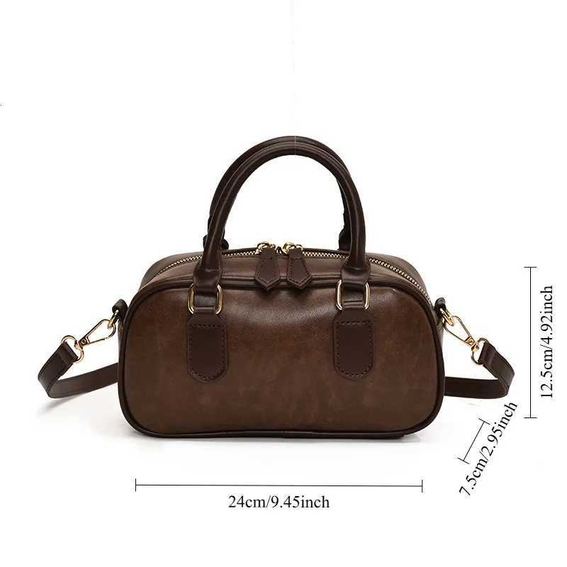 Fashion PU Leather Handbag Small Square Bag Large Capacity Shoulder Bag Fashion Designer Classic Style Purse Crossbody BagT2511112