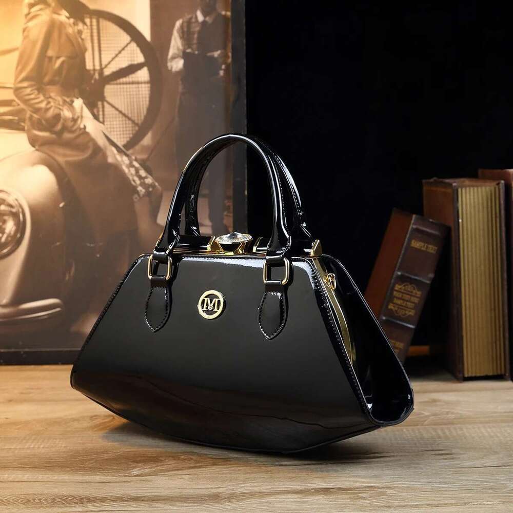 Designer Shoulder Women Phone Pocket Leopard Pattern Diagonal Cross Bag Patent Leather Glossy Retro Versatile Handbag