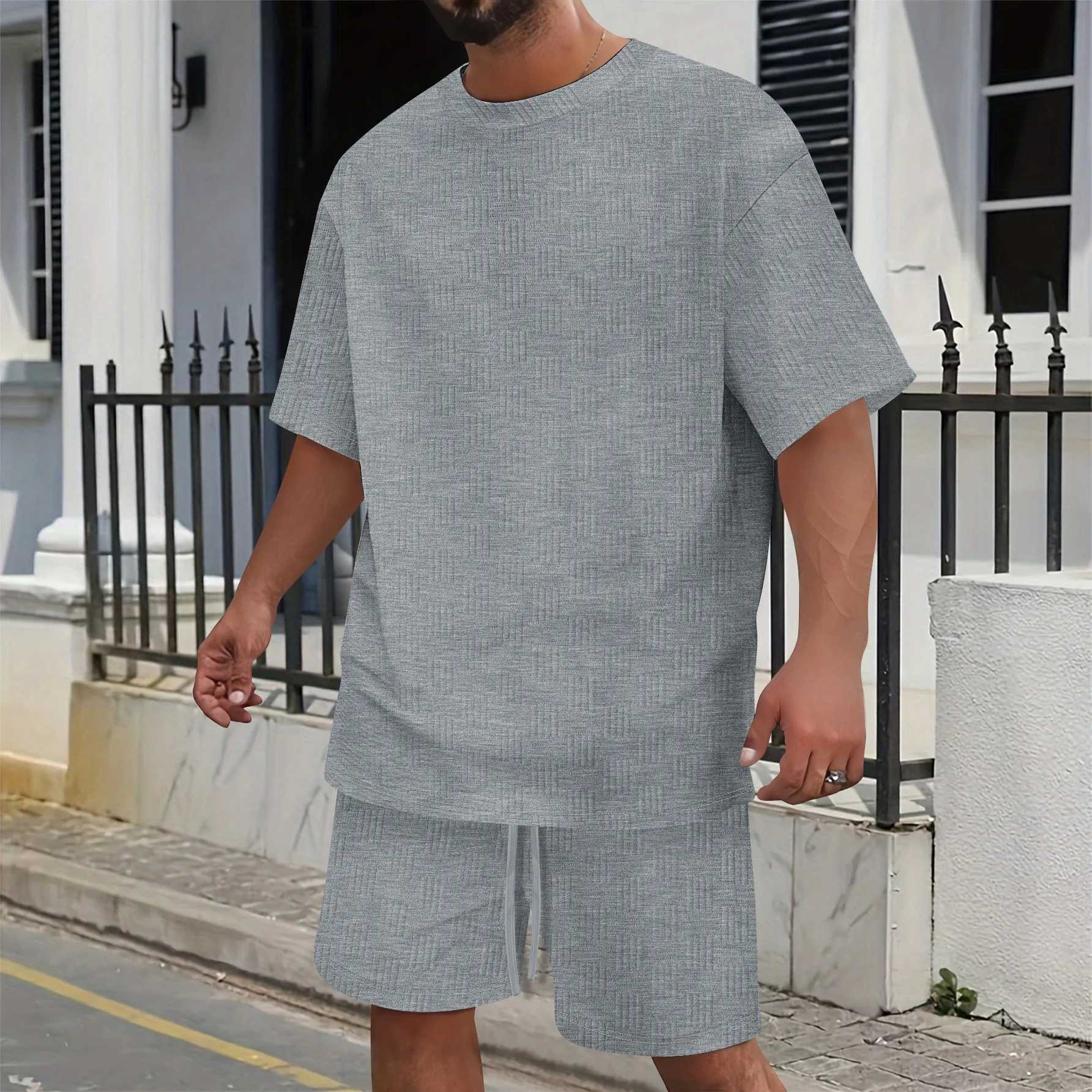 2015 Summer Mens Casual Set Solid Color Jacquard Round Neck Fashion Full Match Short Sleeve T-shirt Brushed Shorts SetXJ250412