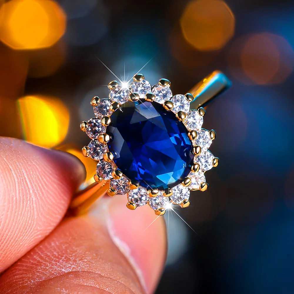 Luxury Womens Crystal Blue Oval Zircon Engagement Ring Vintage Gold Colorful Womens Wedding JewelryXJ250412