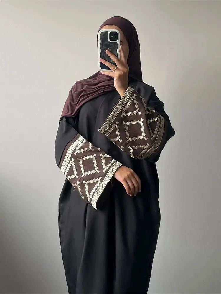 Eid al Fitr ed Kimono Abaya Dubai y Islamic Muslim Kaftan Womens Clothing 250411