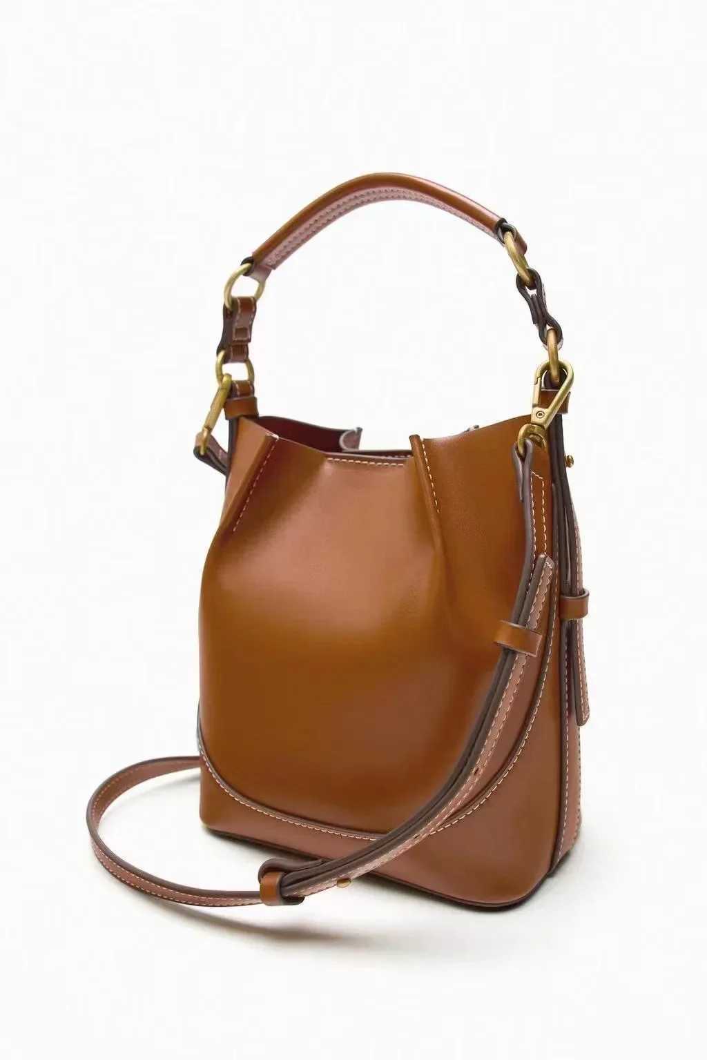 2024 New ZA Womens Brown Folded Binding Mouth Carrying Bucket Wide Shoulder Strap Cross Body Bag Womens Full MahXJ250412