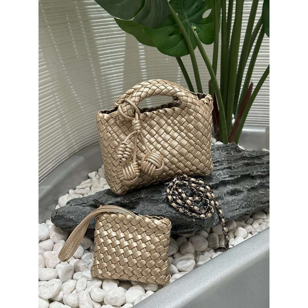 Designer Women's Handbag Popular Small Size Version PU Leather Woven Fashion Style Soft Handmade Bucket Bag
