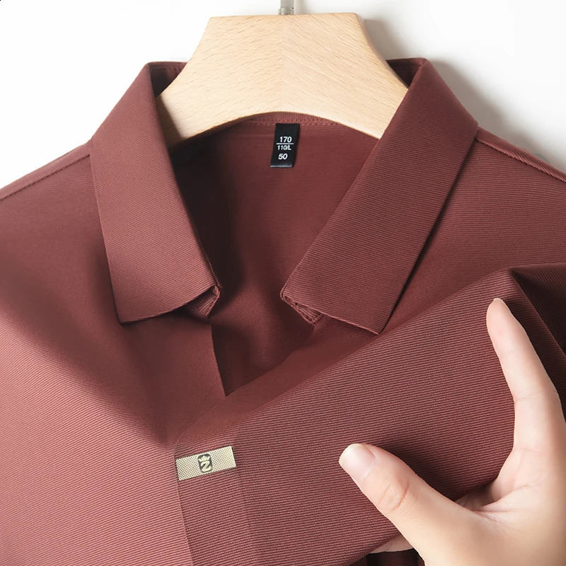 Summer mens high-end high-quality V-neck polo shirt selling printed business pleated short sleeved lapel T-shirt 250411