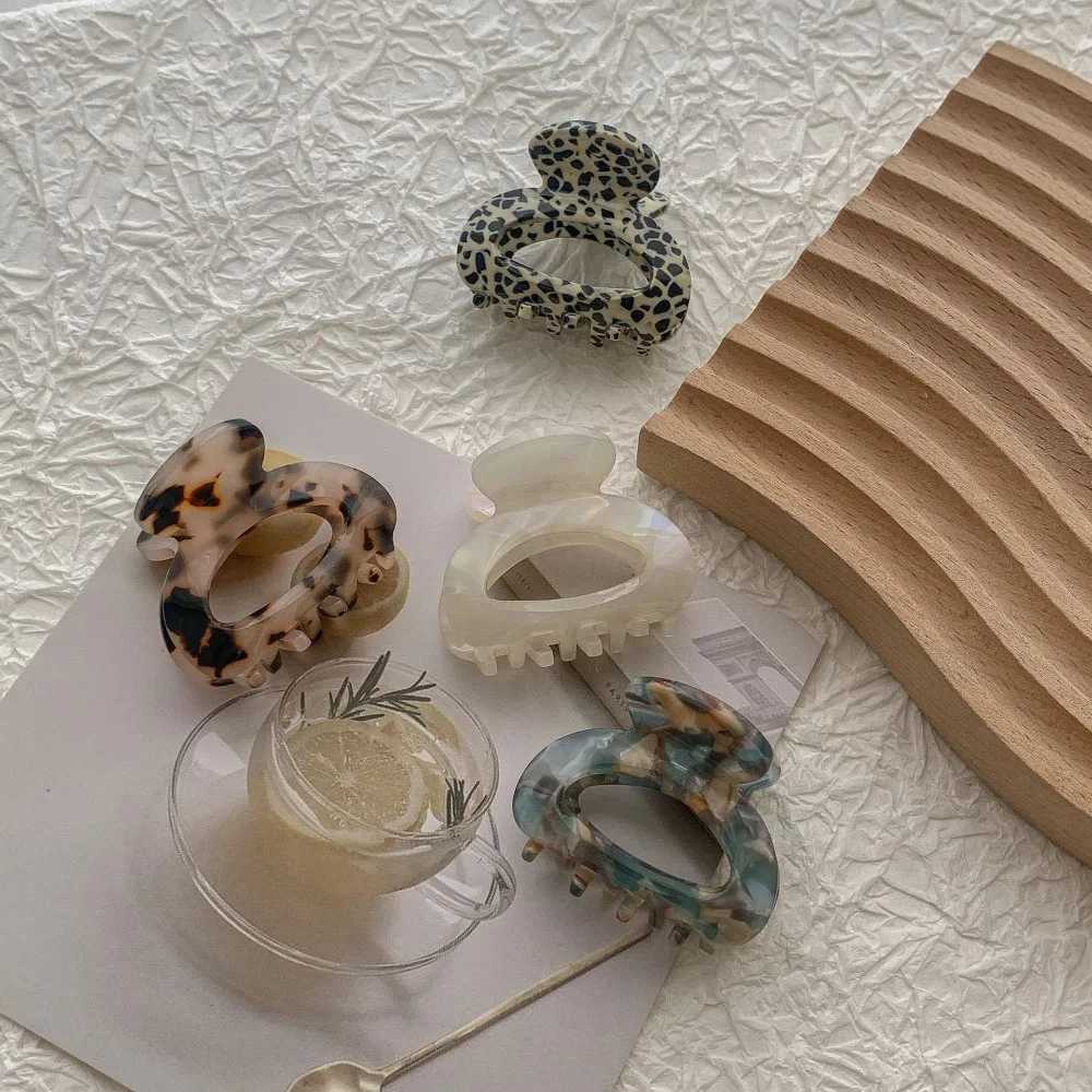 Home>Products>Retro Half Hair Clip>Acetic Acid Elegant Temperature Bracelet>Colorful Hair Clip Y2504012