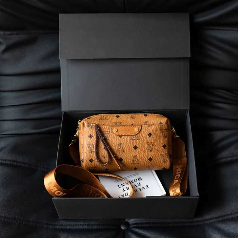 Fashionable Trendy Design Large Capacity Shopper Bag For Women With Solid Color And Leather Material ElegantW251111