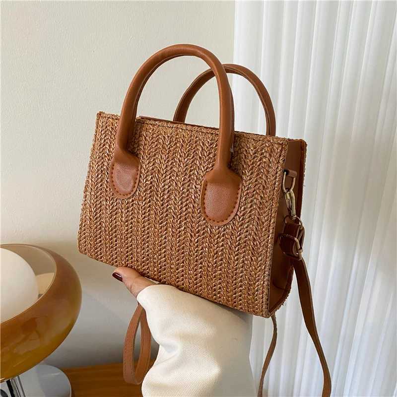 Summer mesh red grass woven bag cross body bag new Fi Japanese small fresh flower woven handbag shoulder bagXJ250412