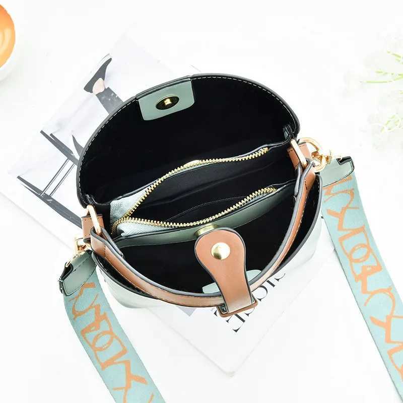 Elegant womens bucket bag with detachable wide shoulder straps sturdy solid color cross body shoulder bagXJ250412