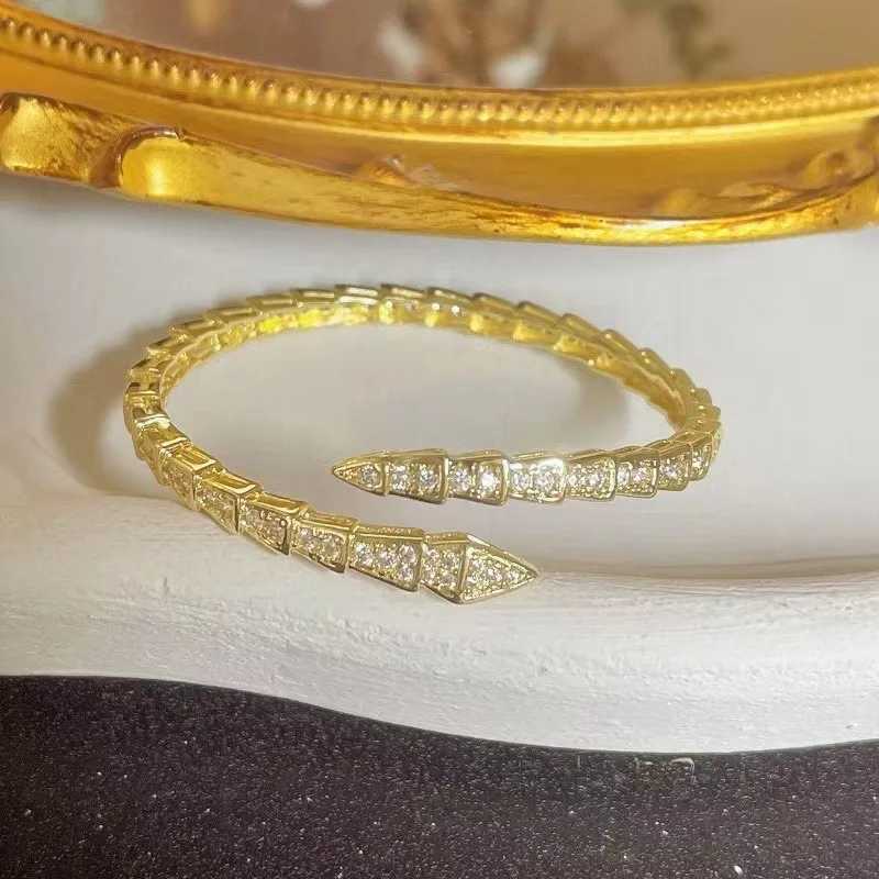 Fashion Shiny Zircon Snake Bone Open Bracelet Bangles Exquisite Women Wedding Party Accessories GiftC250411