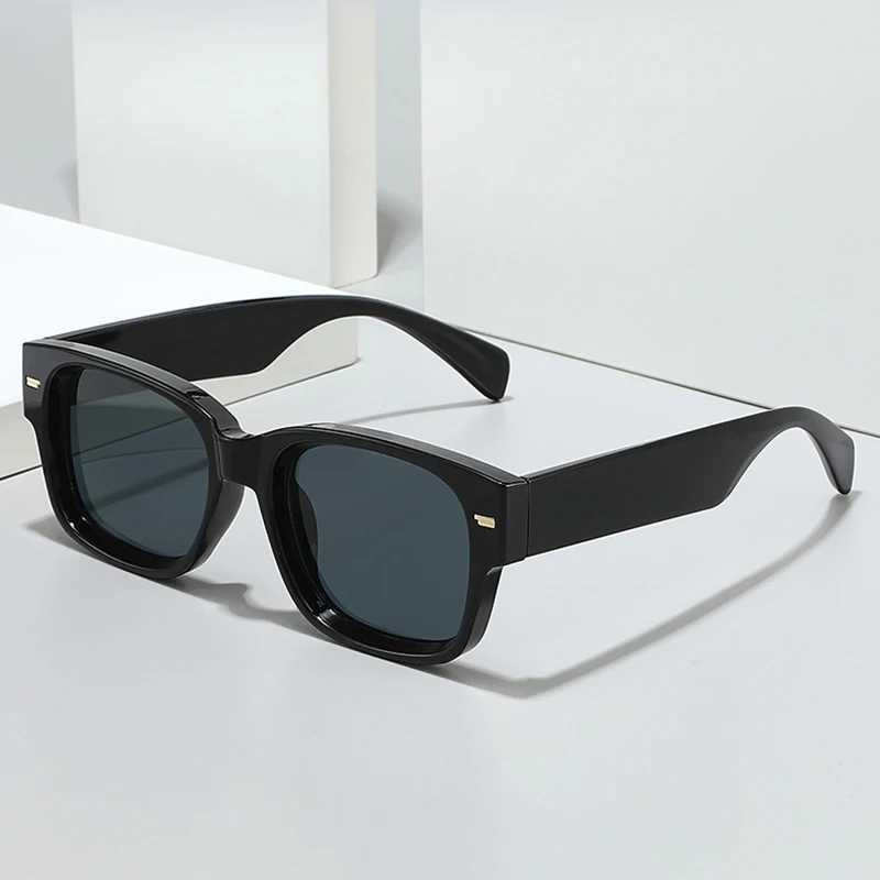 SO EI Vintage Square Jelly Color Rivets Men Sunglasses Fashion Gradient Shades UV400 Women Luxury Sun Glasses Z250411