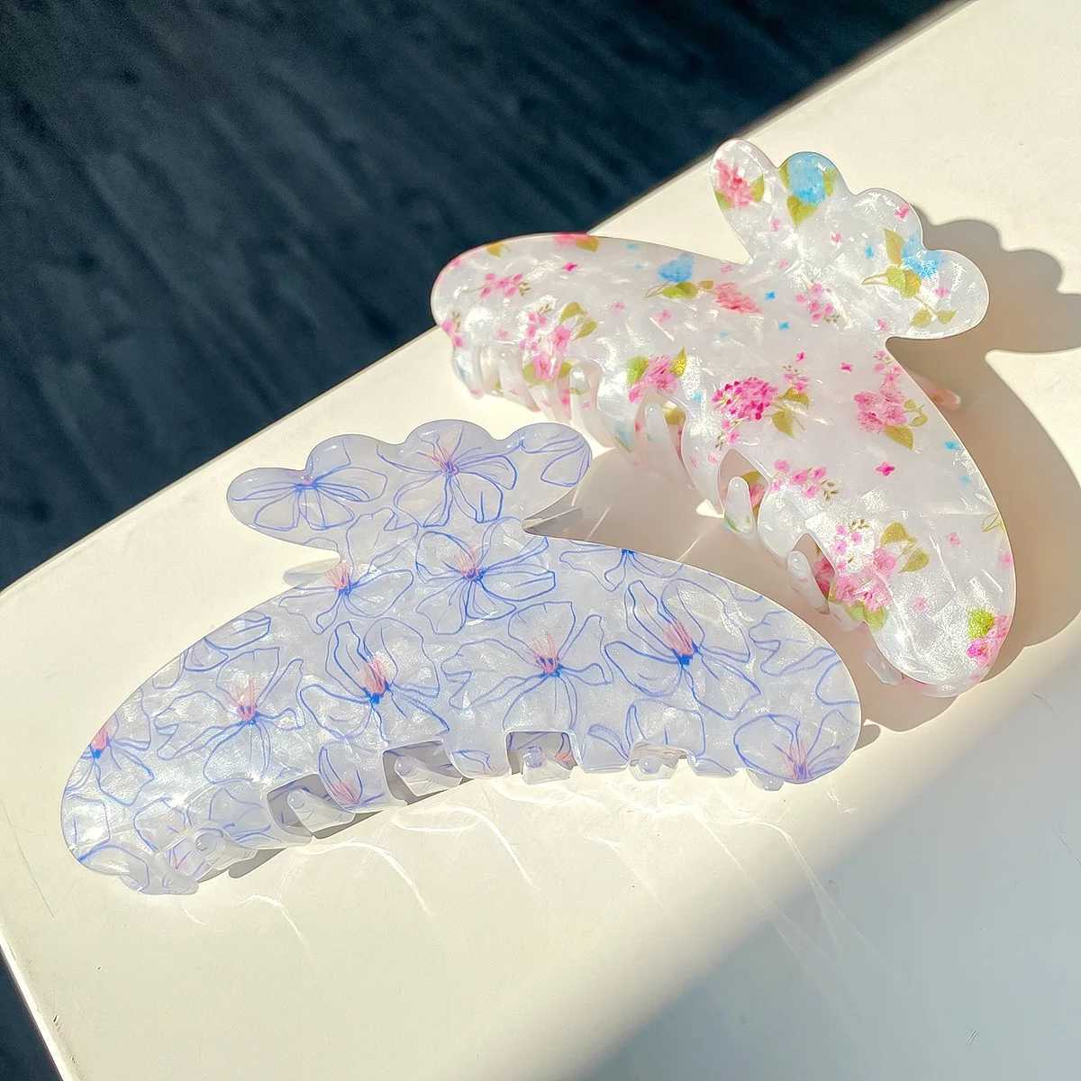 Luxury Large Flower Grab Bucket Womens Color Printed Hair Grab Bucket Head Rear Shark Clip Hair Accessories Y2504012
