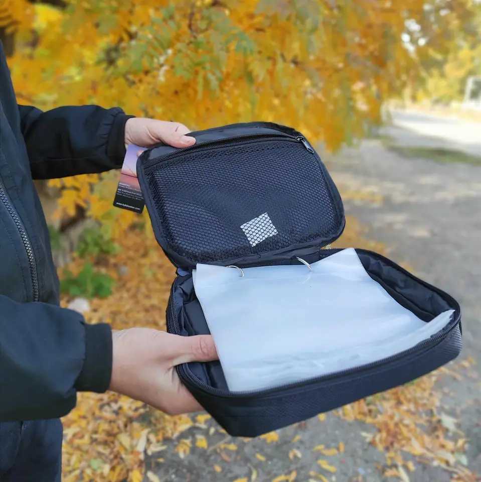 10 x8.5 x 2 Black Soft Bait Binder Bag Fishing Lure Storage Wallet Soft Plastics Tackle Box for Worms and Jigs Z250411
