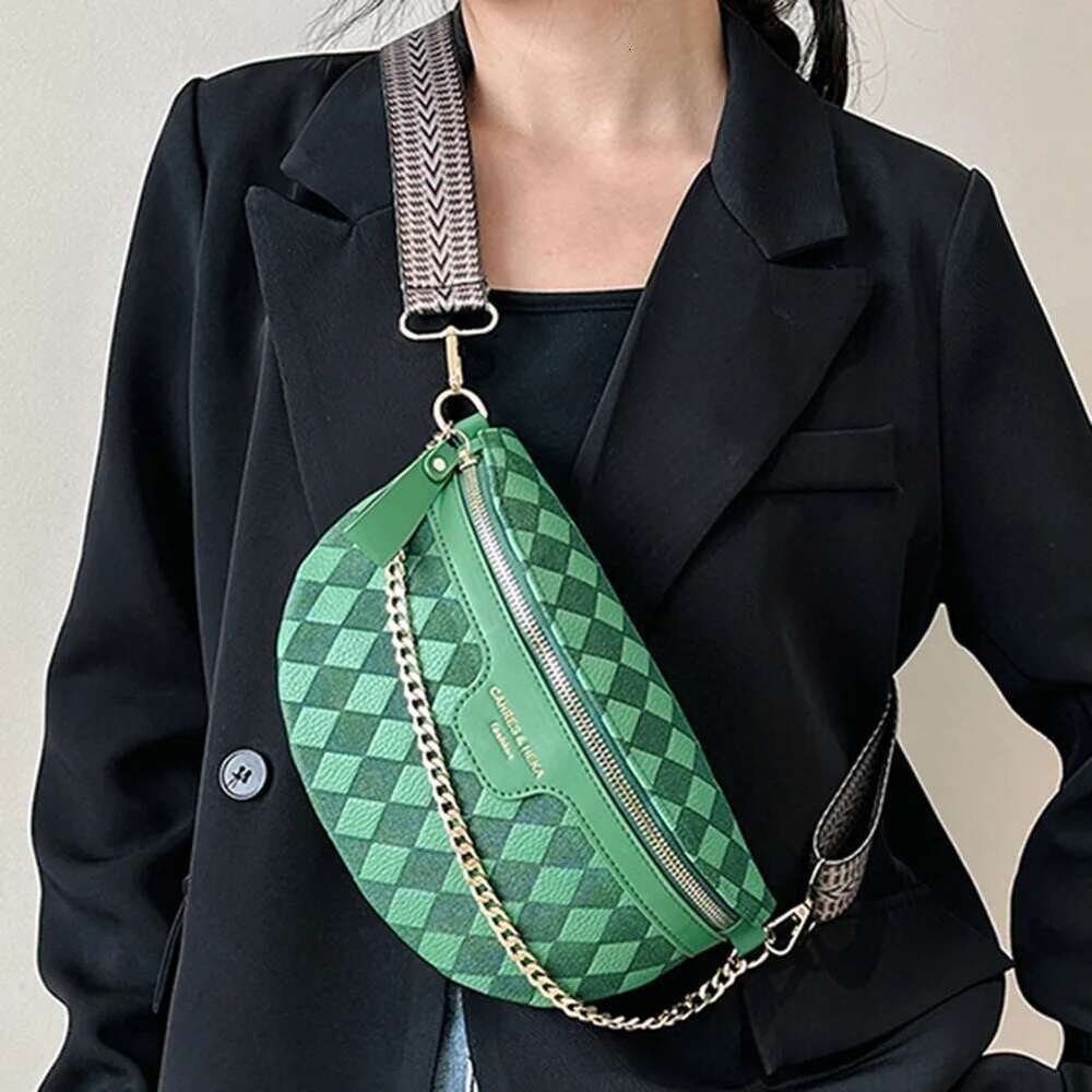 Rhombic Lattice Fanny Pack Bum Bag Fashion Chain Women Messenger Bags Casual PU Leather Simple Wide Strap for Weekend Vacation