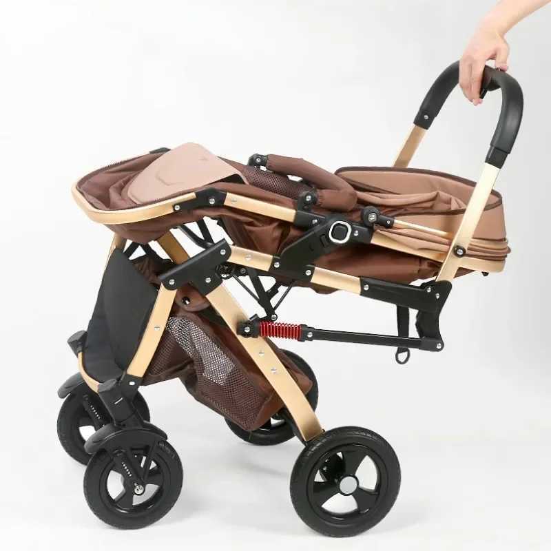 A three in one baby stroller with car seats a portable folding baby stroller and a panoramic newborn baby stroller that can sit and lie down W250411