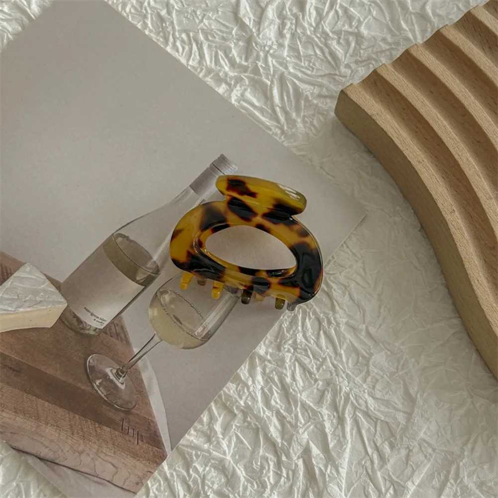 Home>Products>Retro Half Hair Clip>Acetic Acid Elegant Temperature Bracelet>Colorful Hair Clip Y2504012
