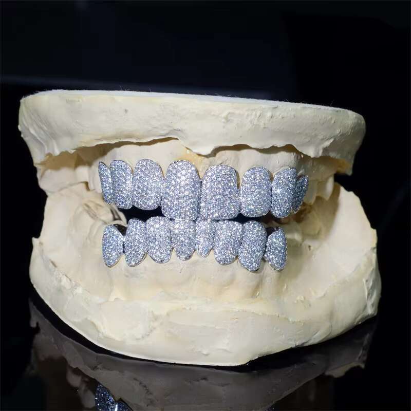 Hip Hop Custom Made Iced Out 925 Sterling Silver Grills VVS Moissanite Top 8 Bottom 8 Gold Moissanite Diamond Grillz
