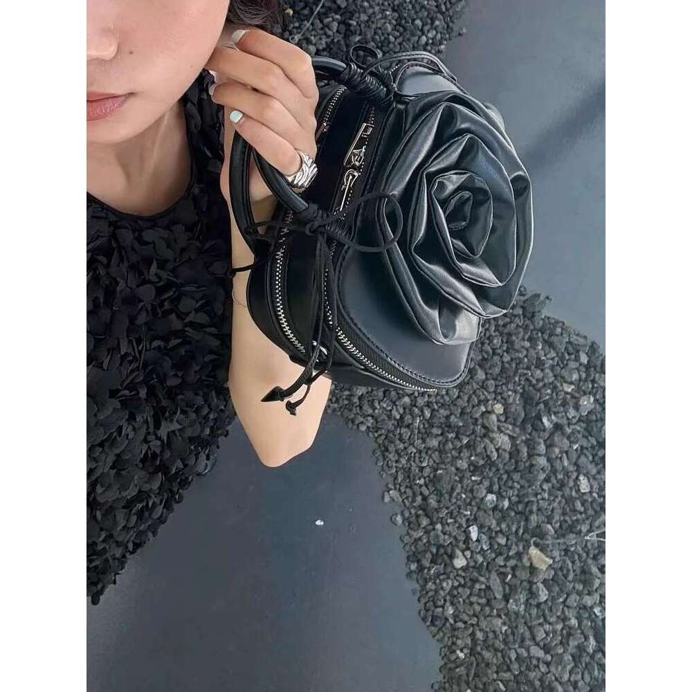 Miyagawa Niche Design Rose Wer Handbag 2024 New Korean Style Single Shoulder Crossbody Small Square Bag