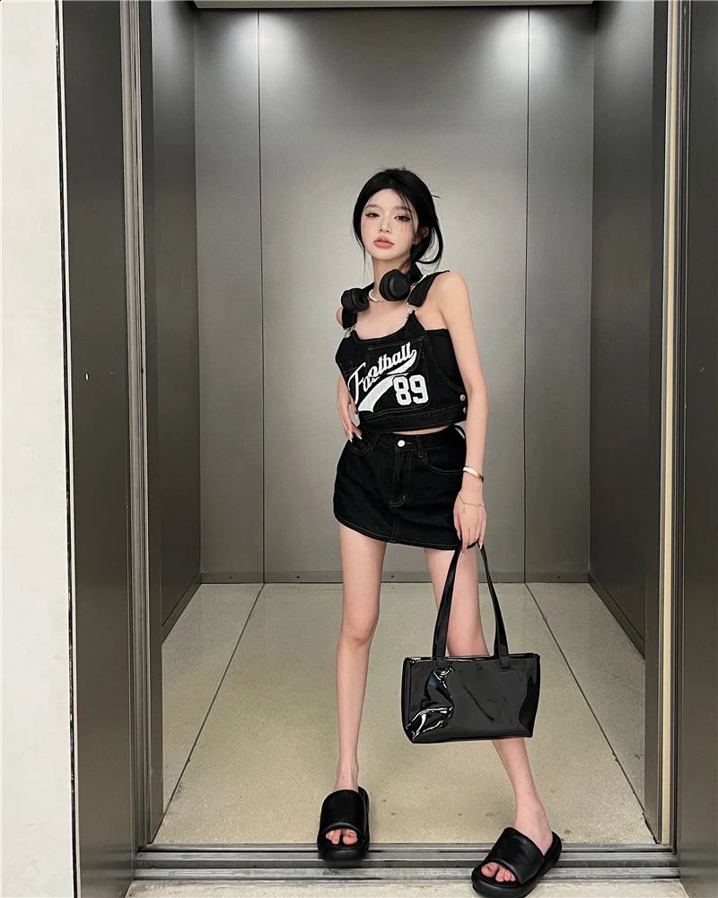 Sweet and Retro Workwear Denim Suit Womens Letter Printing Strap Tank Top Summer Mini Skirt Fashion Two-piece Set 250411