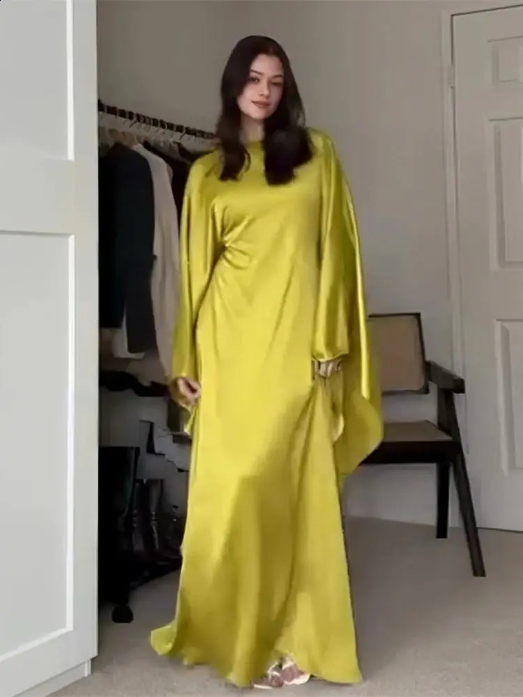 Eid al Fitr Shining Batwing Satin Dubai y Muslim Abaya Women Maxi Kaftan Dress Islamic Clothing Moroccan 250411