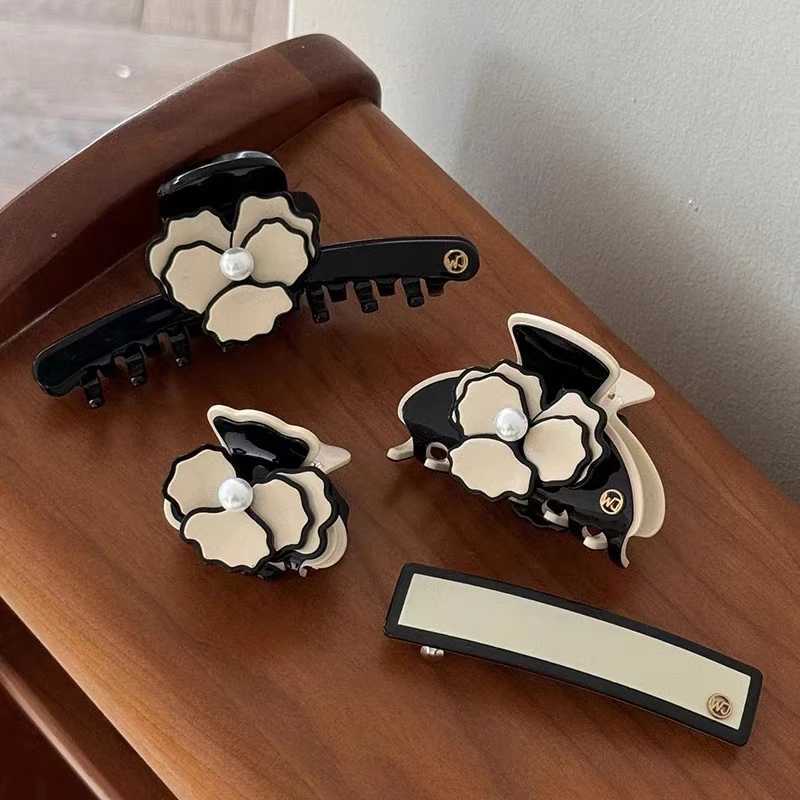 Acetic acid hair claw clip flower Camilla shaped hair clip for girls and women hair accessories Y2504012