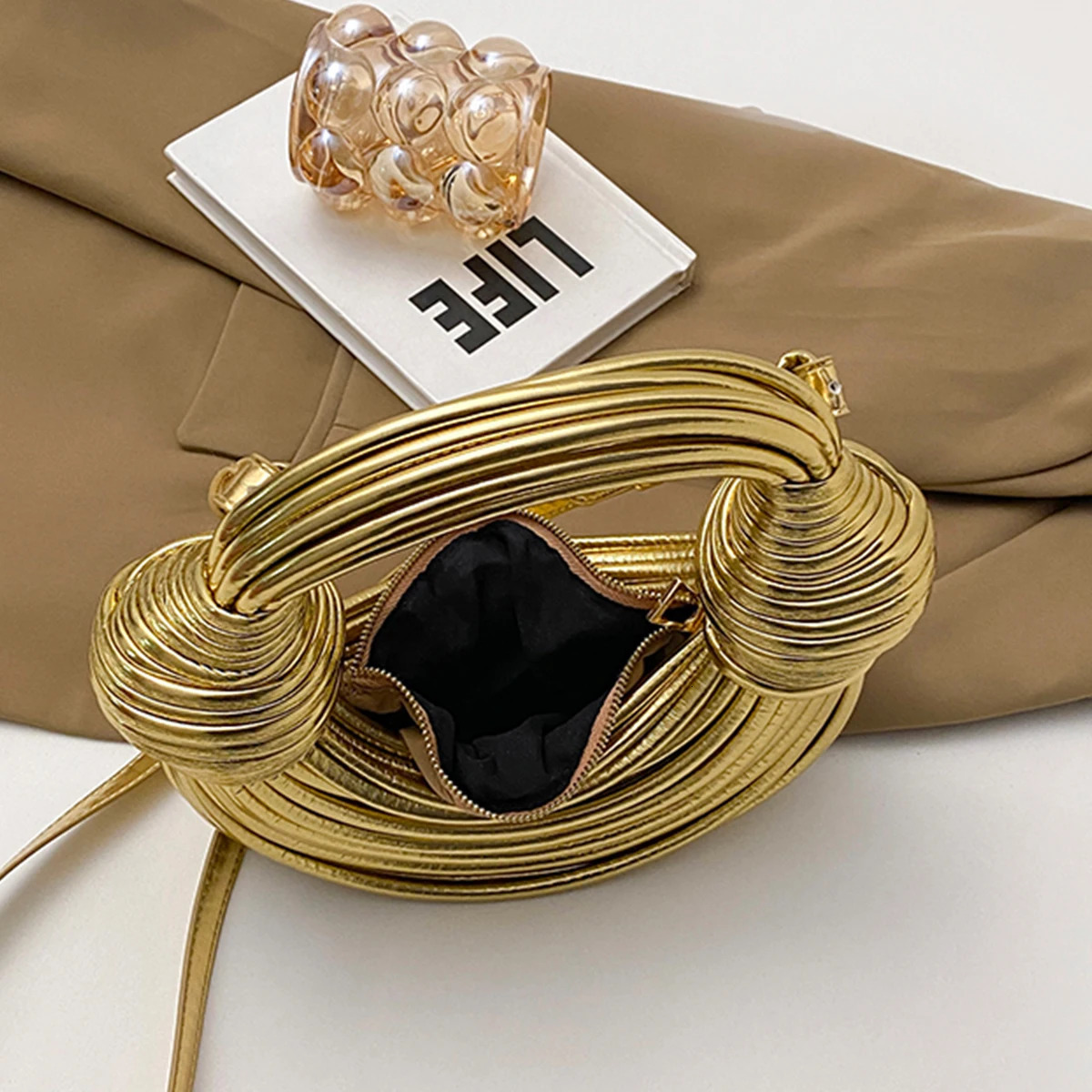 Elegant Women Evening Bag Shiny PU Clutch Detachable Strap for Party Wedding Gold Silver Glamorous Purse Banquet shoulder bag 251112