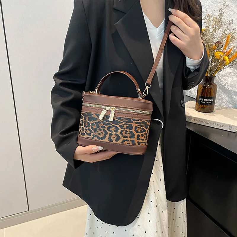 Fi round bucket bag for womens daily use leopard shaped cross shoulder bag for commuting casual womens handbagXJ250412