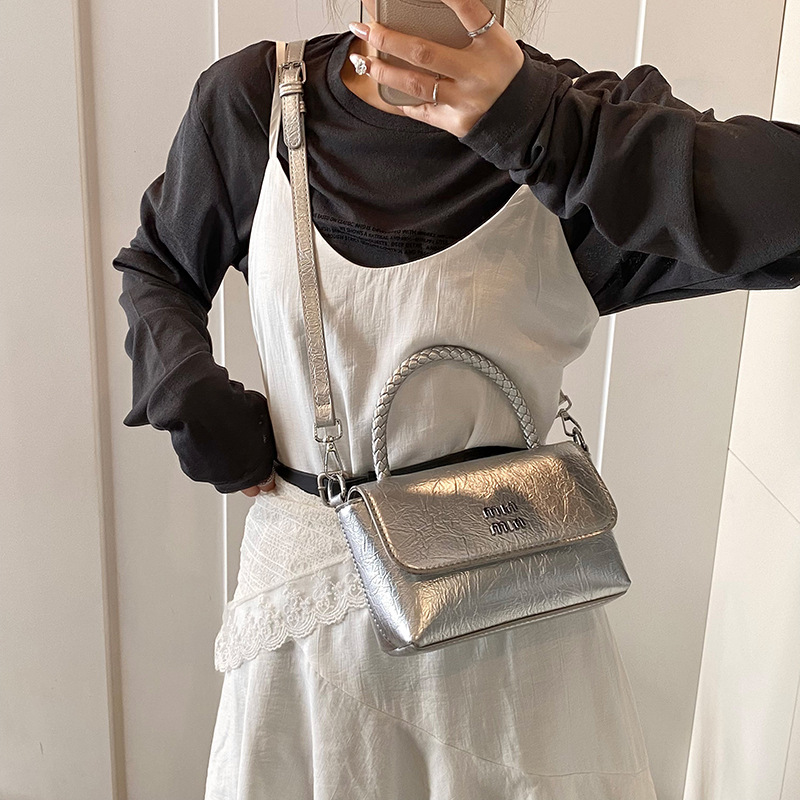 designer bag 2025 Leisure personality solid color small square bag shoulder bag handbag stylish small bag women's bag
