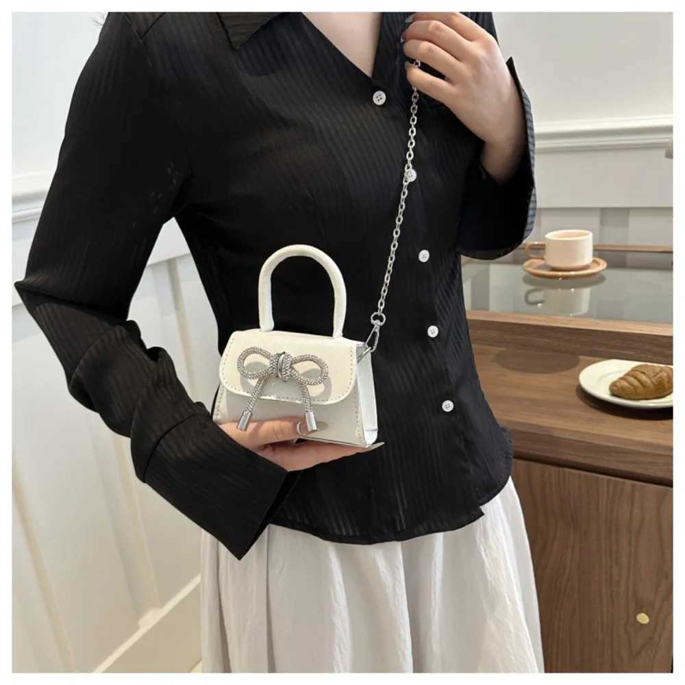 Womens Bow Shoulder Bag New Solid Color Fashion Messenger Bag Fashion High Capacity Mini HandbagXJ250412