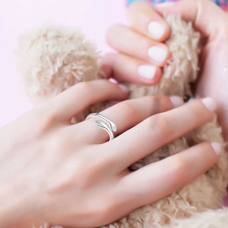 Vintage Womens Hug Ring Silver Open Adjustable Plated Cuffs Wedding Engagement Ring Jewelry GiftXJ250412
