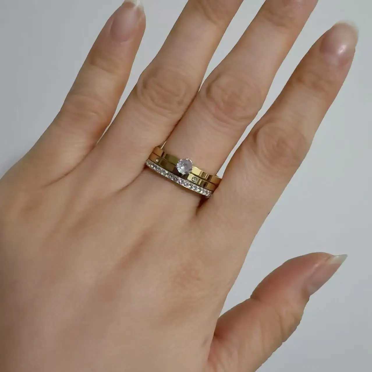 Luxury white zircon stainless steel ring for women 2025 new fashion 4MM-8MM finger jewelry decoration girl party giftXJ250412