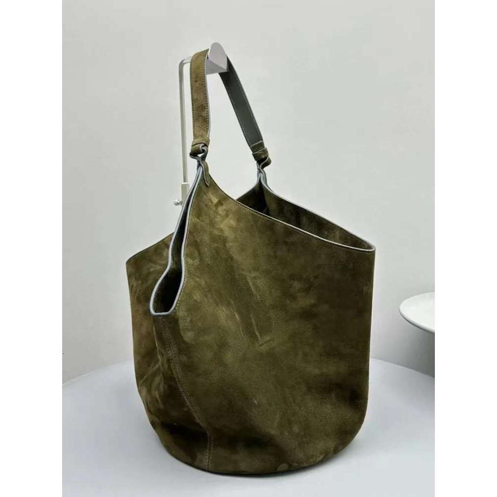 Women Casual Small Totes Handbag Vintage Solid Color Autumn Winter Cowhide Suede Leather Bucket Bag Ladies Single Shoulder Bags