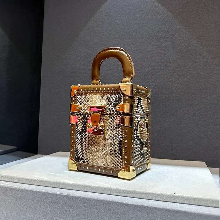 Designer Brand 2023 New High-Quality Leather Square Box Fashion Hand Crossbody Bag For Women Hot Sale