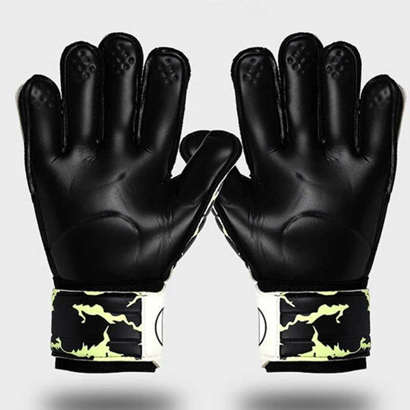 2015 Professional Womens Goalkeeper Gloves with 5 Fingers Preserved Thick Stick Latex Football Goalkeeper GlovesXJ250412