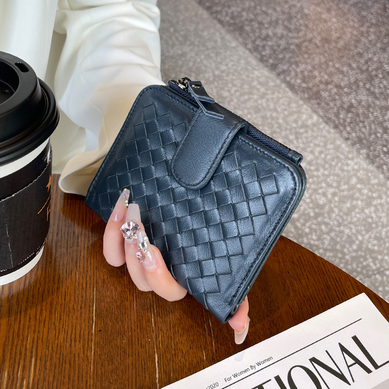 new Short women's sheepskin wallet hand-woven vertical style leather wallet