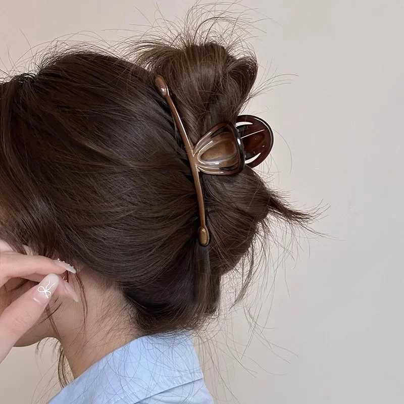 New retro womens hair clip acrylic shark clip Chinese style hair accessories fashionable girls headwear womens hair clip Y2504012