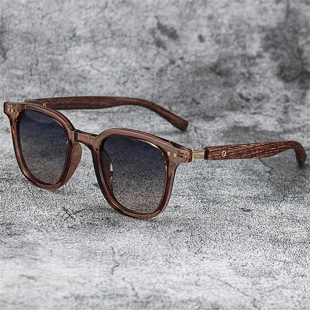 New Men Vintage Wooden Frame Sunglasses Classic Sun Glasses Men Polarized UV Protection Driving Eyewear Outdoor Shades Goggles Z250411