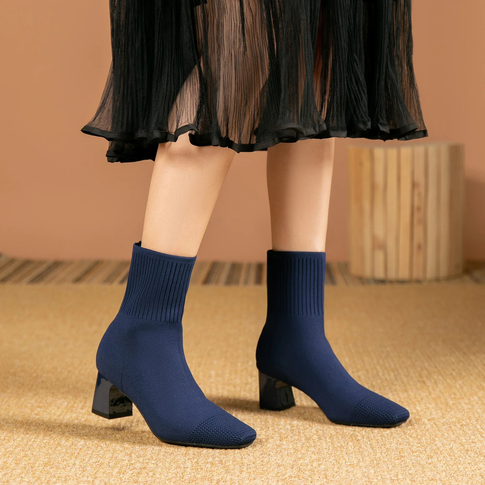 Womens boots large fashionable knitted non slip rubber sole boots heel height 5cm 250411