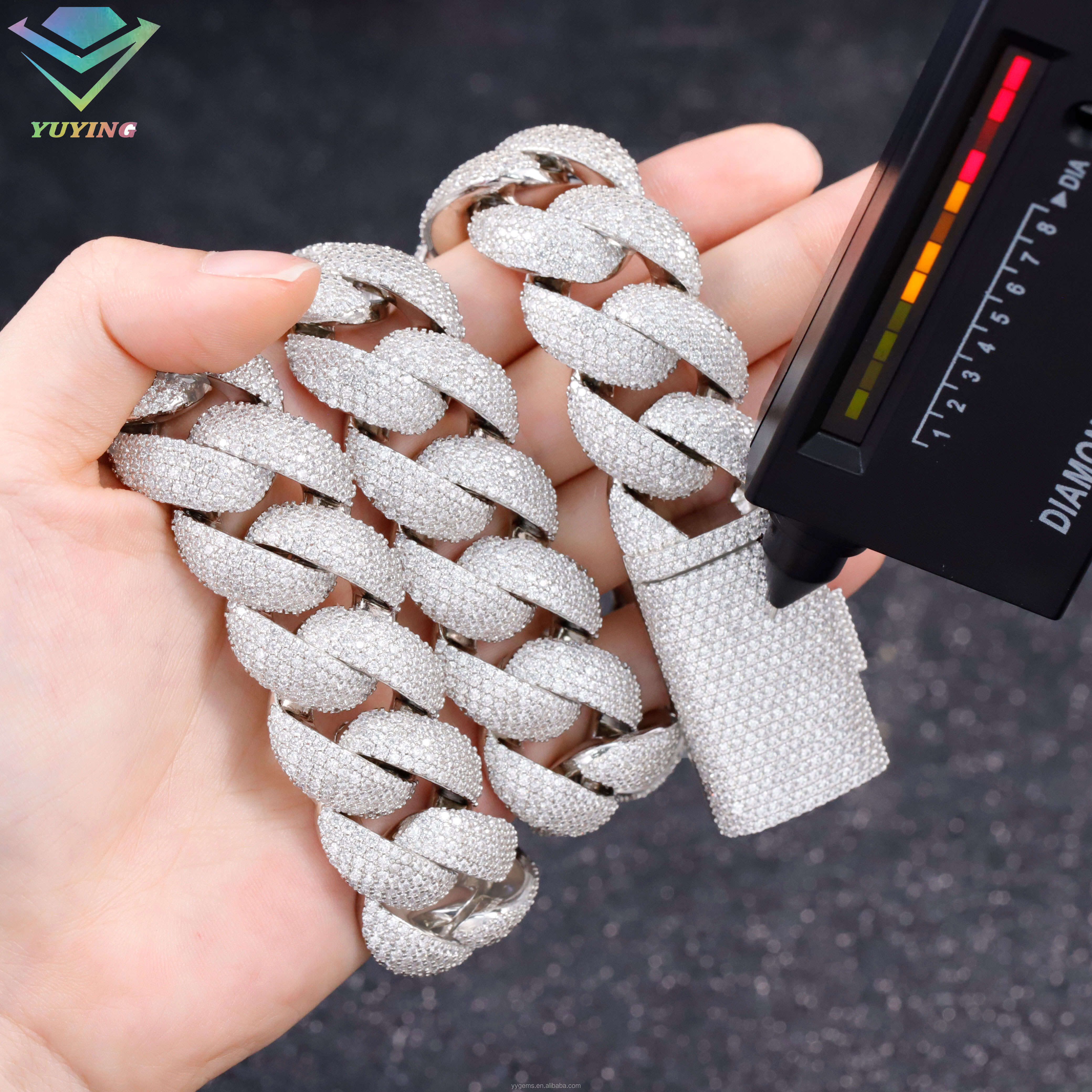 Yu Ying Hot Sale Full Iced Out Moissanite Heavy Chain 17MM 20MM 22MM Wide S925 Solid Gold Plated Cuban Link Chain Necklace