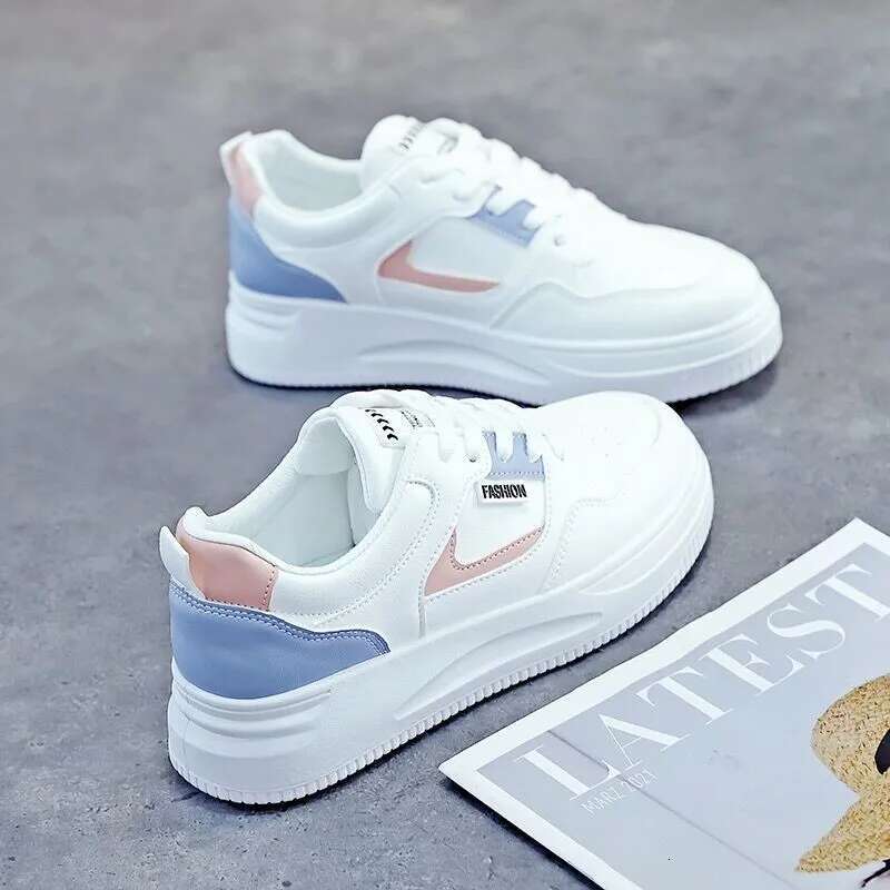 2025 Summer New Women's Thick Bottom High Top Designer Fashion Sports Shoes Casual Vulcanized Sports White Women's Shoes Flat Shoes